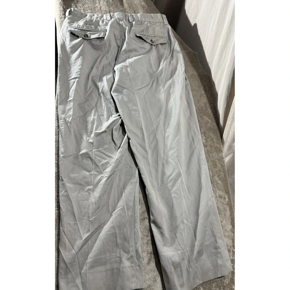 L.L.Bean Natural Fit Men's 34 Khaki Chino Dress Pants 100% Cotton Hong Kong